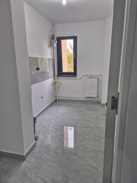 Plaza, Moghioros, exclusivitate Publicimob