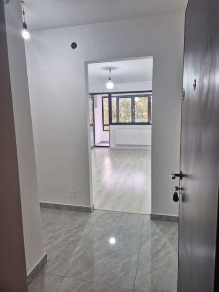 Plaza, Moghioros, exclusivitate Publicimob